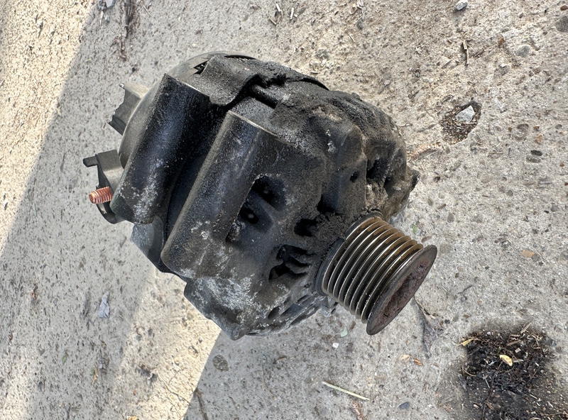 Piesă auto cod 12317591529