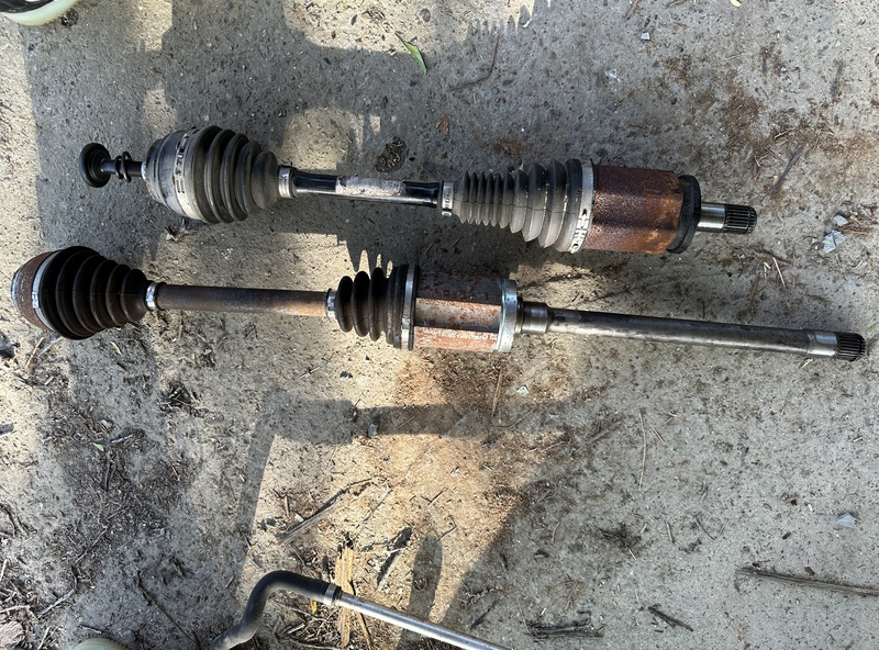 Piesă auto cod 31607618681