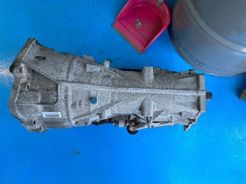 Piesă auto cod 24008601195